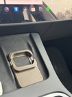 Adapter Apple AirPods (3rd Gen) do samochodu Tesla kolor Jasny dąb (4)