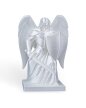 Minimalistyczna Rzeźba Archanioła Michała - Nowoczesna Figurka Stojąca (1)